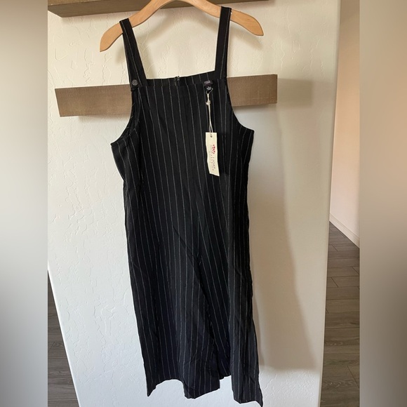 Joah Premium| Black Striped Wide-Leg Jumpsuit, Overall Straps, Size L•••… - Picture 3 of 12
